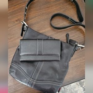 Classic Black Leather Coach Purse With Matching Waller